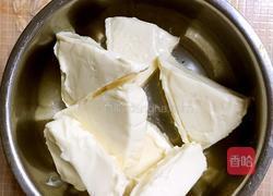 小黄人慕丝蛋糕的做法图解6