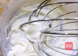 小黄人慕丝蛋糕的做法图解12