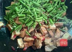 豆腐干炒肉的做法图解7