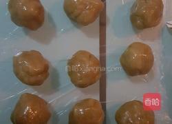 白莲蓉蛋黄月饼的做法图解6