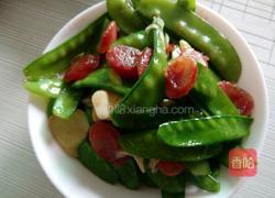 腊肠炒荷兰豆的做法图解4