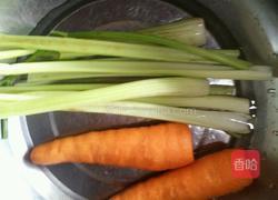 酸辣凉拌双耳的做法图解3