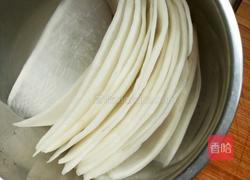 猪肉白萝卜卷的做法图解1