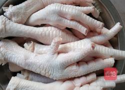 当归药材鸡脚的做法图解1