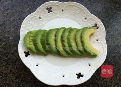 牛油果刺身的做法图解3