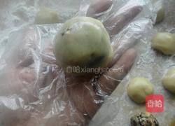广式五仁月饼的做法图解13