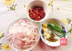 洋葱炒牛肉的做法图解1