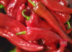 牛肉辣椒酱的做法图解1