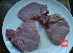 面包糠大排的做法图解1