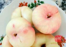 蜜汁鲜桃的做法图解1