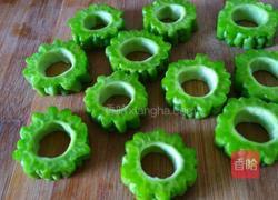 苦瓜紫甘蓝的做法图解1