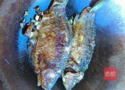 鲫鱼豆腐的做法图解3