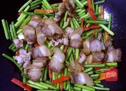 蒜苗炒肉的做法图解5