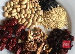 五仁月饼馅儿的做法图解1