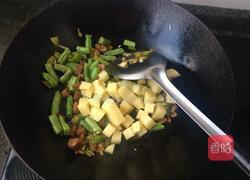 豆角土豆焖饭的做法图解4