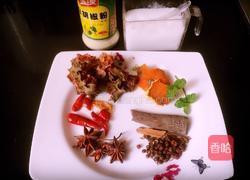 水煮五香花生的做法图解1