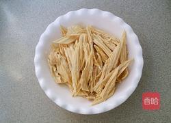 腐竹红烧肉的做法图解1