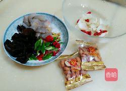 腰果百合炒虾仁的做法图解1