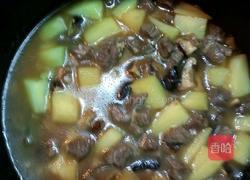 牛肉土豆香菇饭的做法图解3