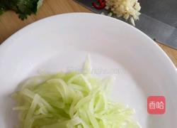 凉拌莴笋的做法图解5
