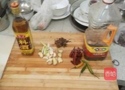 干煸辣子鸡的做法图解1