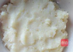 炸土豆球的做法图解1