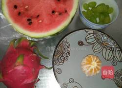 水果拼盘的做法图解1