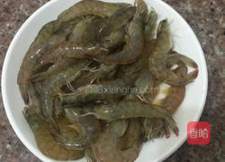 茄汁黄金虾的做法图解1