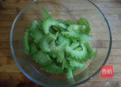 糖醋拌苦瓜的做法图解5