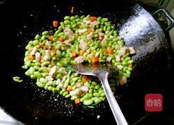 毛豆炒肉的做法图解8