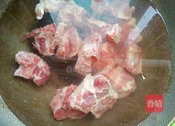 红烧排骨土豆的做法图解2