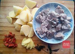 红烧排骨土豆的做法图解3