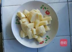 红烧土豆的做法图解1