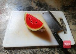 榨西瓜汁的做法图解1