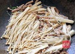金针菇炒肉丝的做法图解3