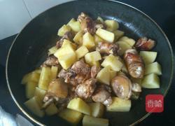 土豆炖鸡腿的做法图解7