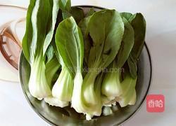 香菇炒青菜的做法图解1