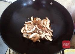 香菇炒青菜的做法图解4