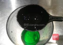 薄荷奶茶的做法图解1