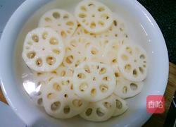 香辣藕片的做法图解2