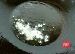 绿豆芽炒韭菜的做法图解5