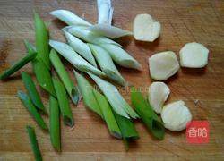 清炖鲤鱼的做法图解2