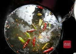 清炖鲤鱼的做法图解6