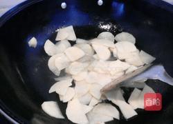 洋葱炒土豆片的做法图解2