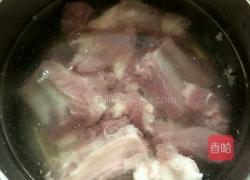 带皮冬瓜排骨汤的做法图解1