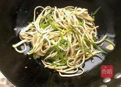 青椒豆腐皮的做法图解5