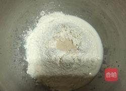 蜂蜜面包的做法图解2