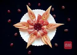 荷花水果拼盘的做法图解5