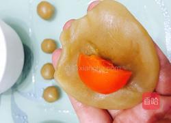 广式白莲蓉蛋黄月饼的做法图解6