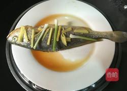 清蒸黄鱼的做法图解3